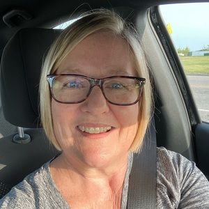 Meet your Posher, Cathy